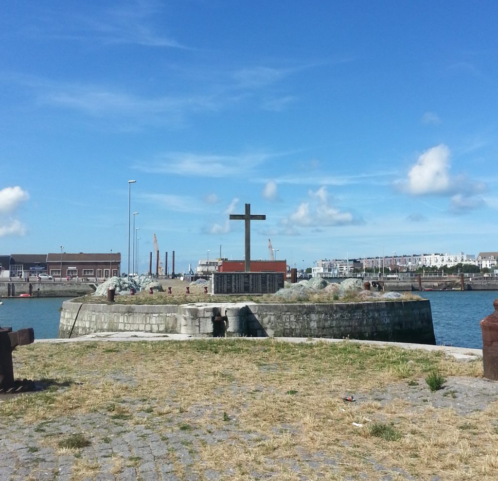 Memorial amongst the nets