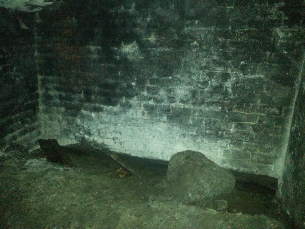 Manhole in tunnel