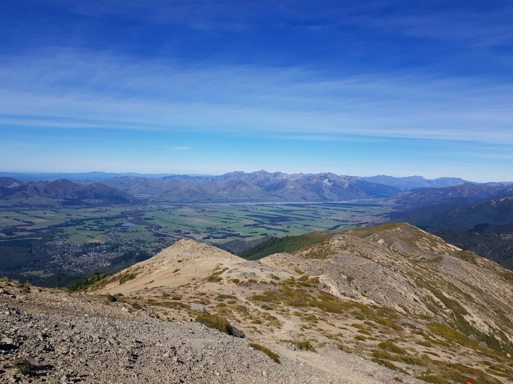 Ridge leading up to Mt Isobel