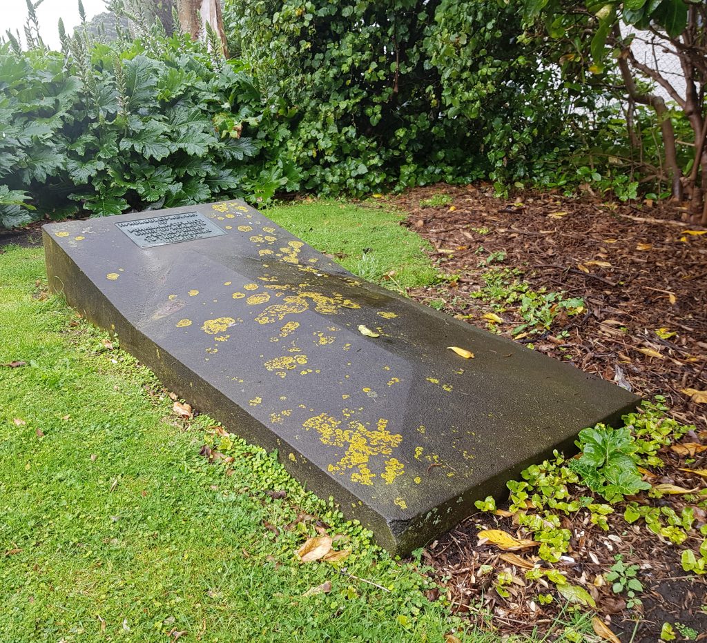 Grave of Poharama Te Whiti